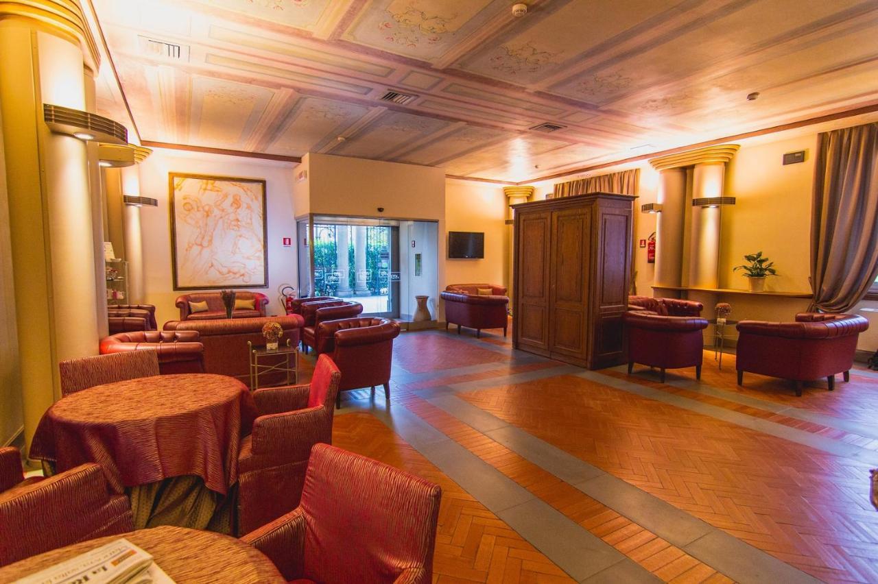 Hotel Parco Borromeo - Monza Brianza Cesano Maderno Luaran gambar